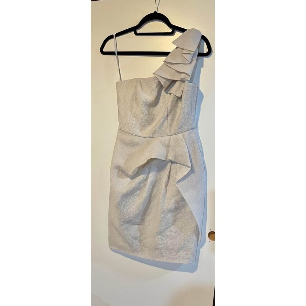 BCBGMAXAZRIA Women's Size 2 Gray One Shoulder Ruffle Peplum Cocktail Mini Dress